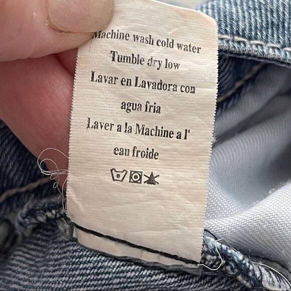 Cello Denim Embroidered Cut-Offs - Medium - Picture 4 of 7